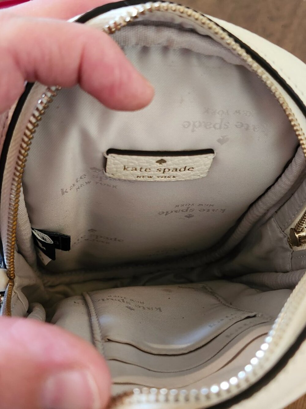 Similar items See all Kate Spade Juliette Crossbody Bag Light Sand Pebbled Leat - Picture 4 of 14